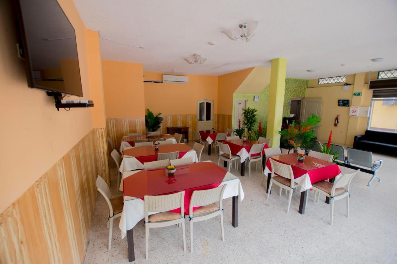 Hostal Andry Puerto Baquerizo Moreno Exterior photo