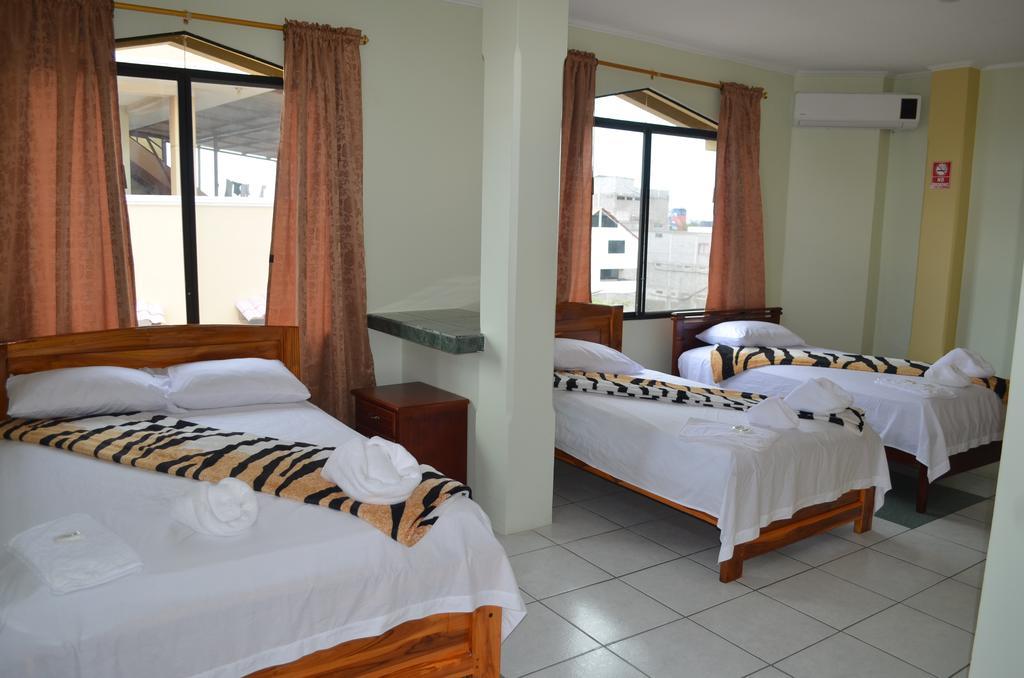 Hostal Andry Puerto Baquerizo Moreno Room photo