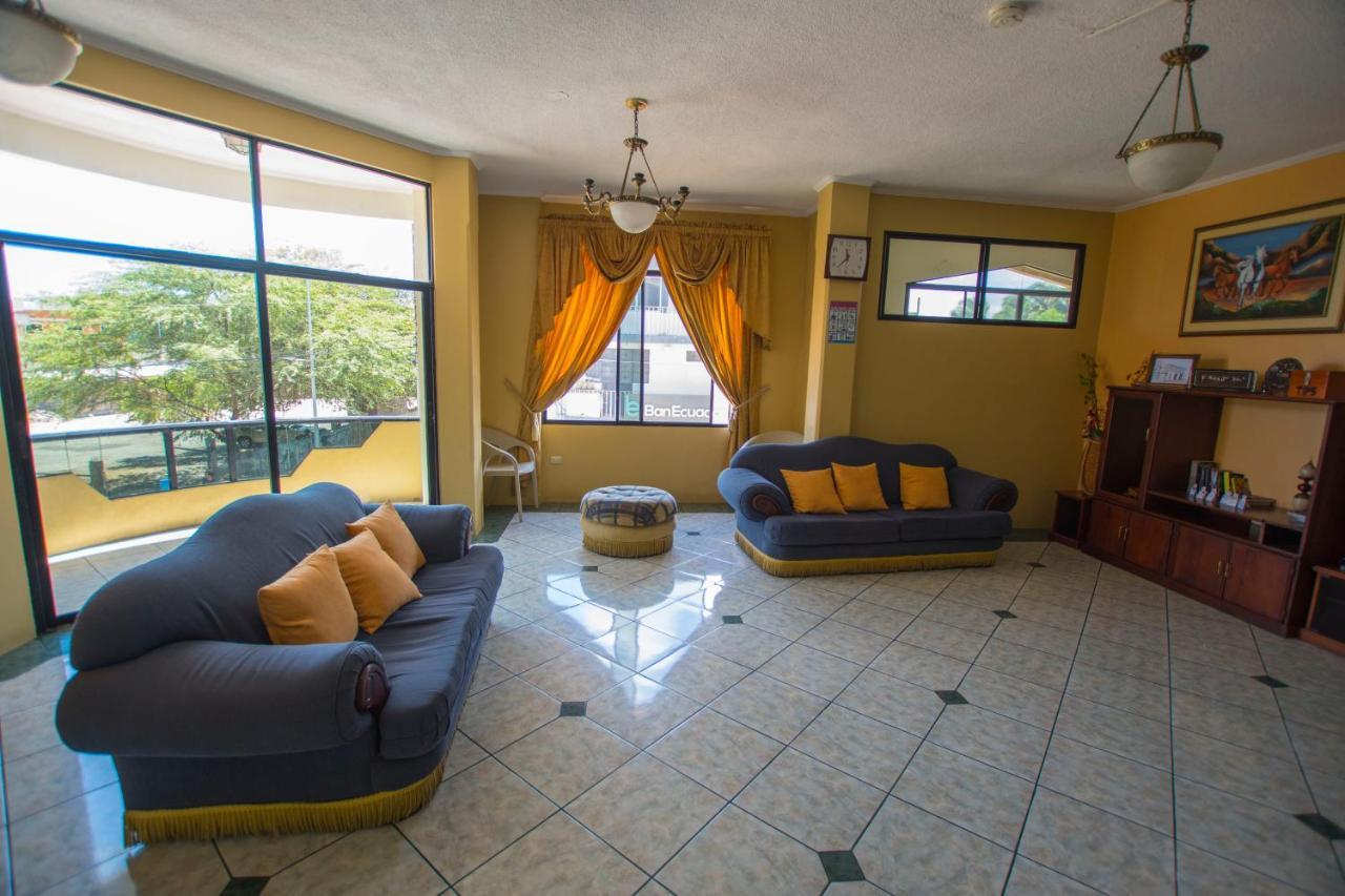 Hostal Andry Puerto Baquerizo Moreno Exterior photo